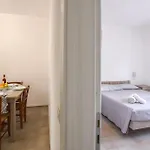 아파트 Cozy In 리카디